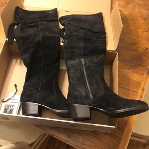NWT Frye boots. Sz 10